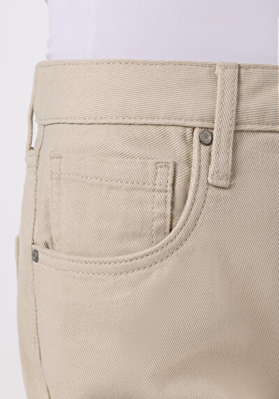 اعرض التفاصيل لـ بيج للنساء بناطيل