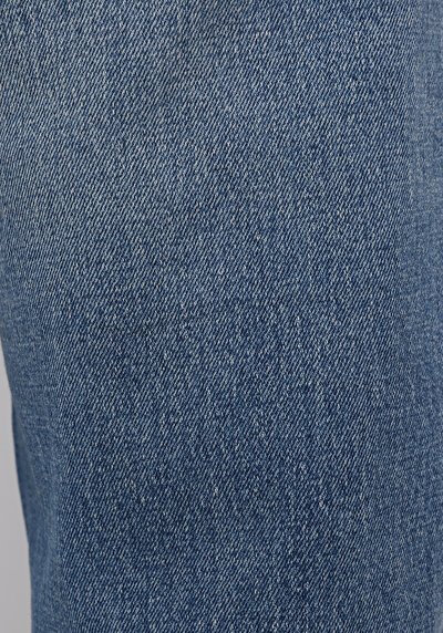 اعرض التفاصيل لـ أزرق للرجال بناطيل