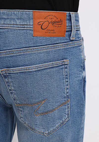 اعرض التفاصيل لـ أزرق فاتح للرجال بناطيل