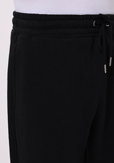 اعرض التفاصيل لـ أسود للرجال بنطال رياضي