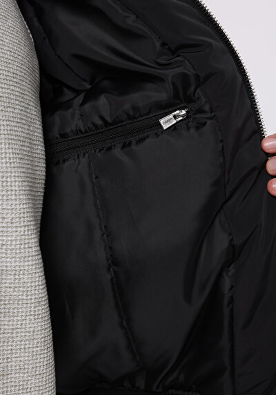 اعرض التفاصيل لـ أسود للرجال جاكيت