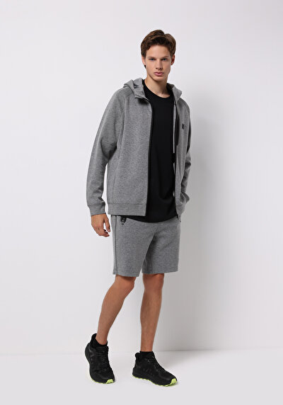 صورة من أنتراسيت للرجال شورت