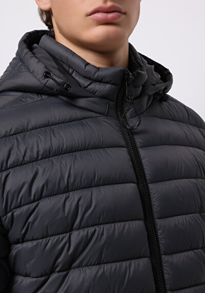 اعرض التفاصيل لـ أنتراسيت للرجال جاكيت