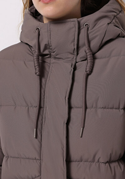 اعرض التفاصيل لـ  للنساء ملابس خارجية