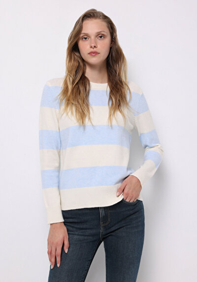 صورة من أبيض للنساء 