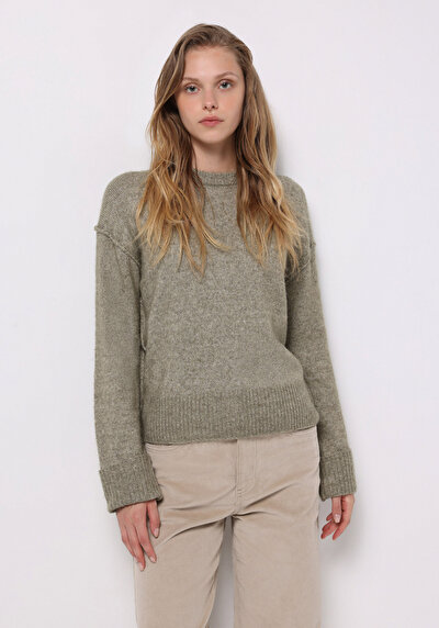 صورة من أخضر للنساء 