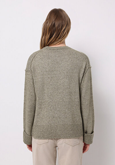 صورة من أخضر للنساء