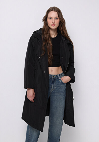 صورة من أسود للنساء ملابس خارجية