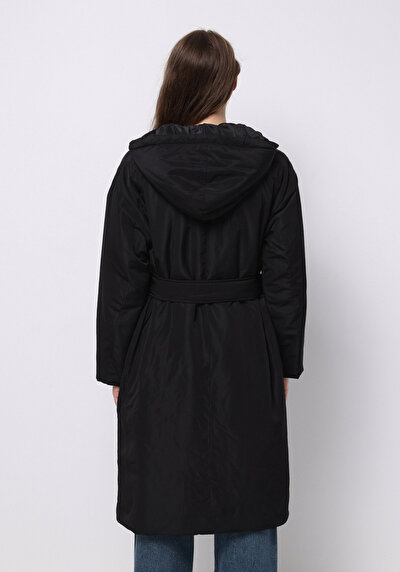 صورة من أسود للنساء ملابس خارجية