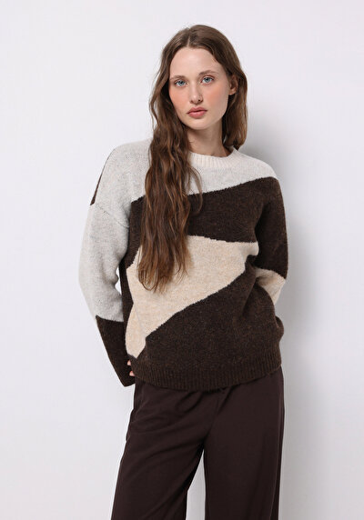 صورة من متعدد الألوان للنساء