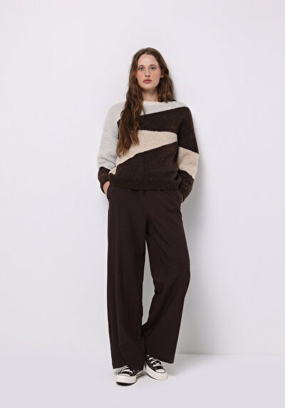 صورة من متعدد الألوان للنساء