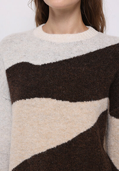 صورة من متعدد الألوان للنساء