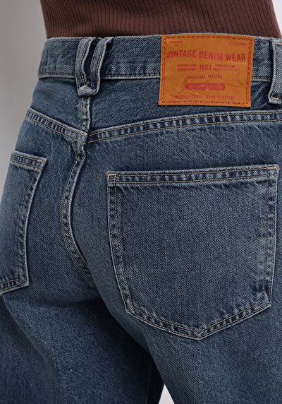 اعرض التفاصيل لـ أزرق للنساء بناطيل