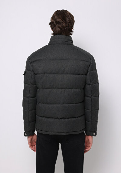 صورة من أنتراسيت للرجال جاكيت