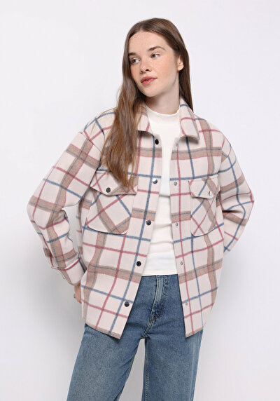 صورة من أبيض للنساء