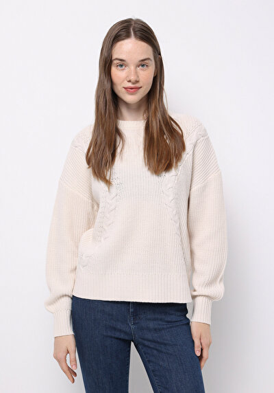 صورة من بيج فاتح للنساء 