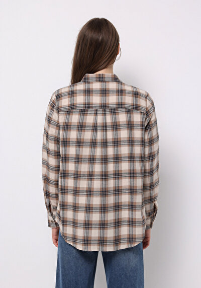 اعرض التفاصيل لـ بيج للنساء قميص  كم طويل