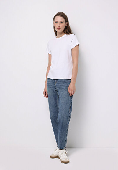 صورة من أزرق للنساء بناطيل