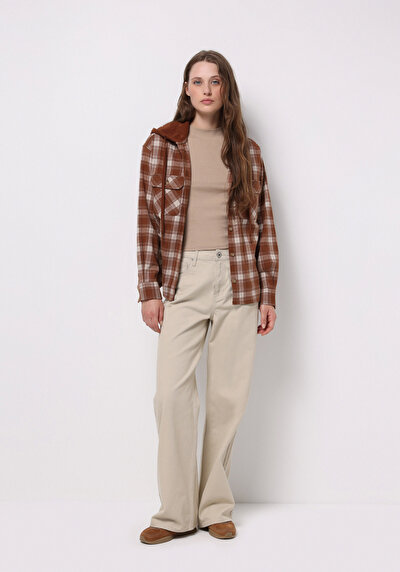 صورة من بيج للنساء قميص كم طويل