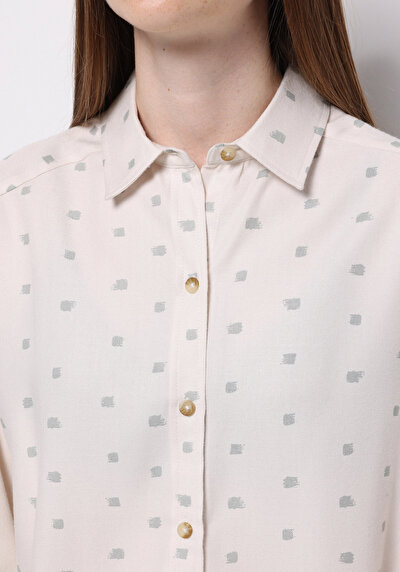 اعرض التفاصيل لـ بيج فاتح للنساء قميص  كم طويل