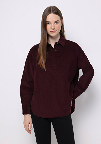 صورة من بوردو للنساء قميص كم طويل