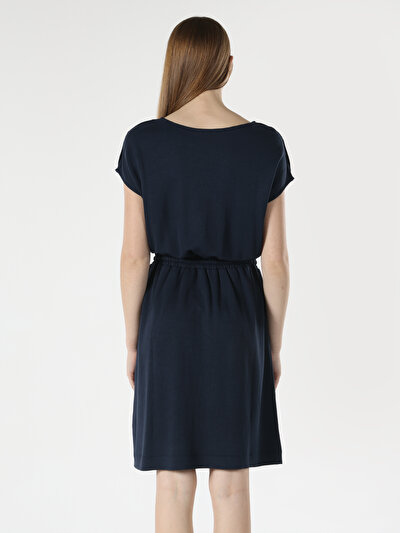 صورة من أزرق بحري للنساء فستان