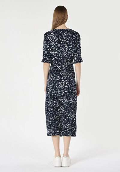 اعرض التفاصيل لـ  عادي رقبة على شكل V نسائي أزرق كحلي قميص بأكمام قصيرة