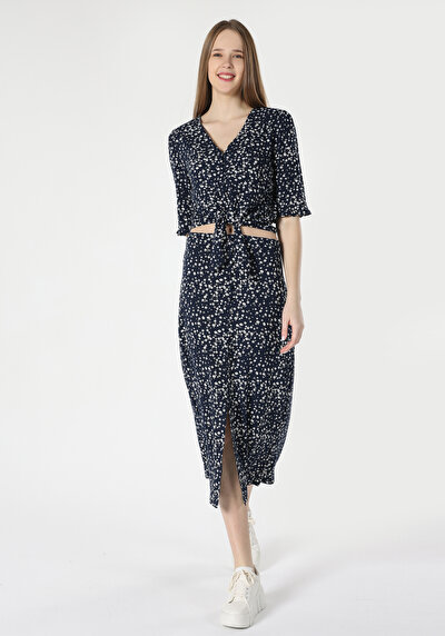 اعرض التفاصيل لـ  عادي رقبة على شكل V نسائي أزرق كحلي قميص بأكمام قصيرة