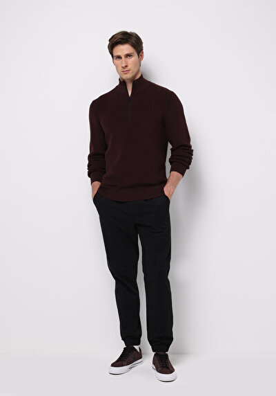 صورة من أسود للرجال بناطيل