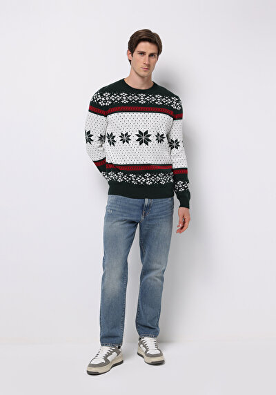 صورة من أخضر للرجال بلوفر