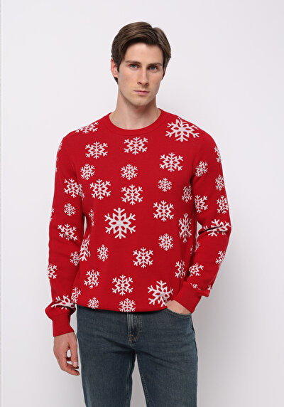 صورة من أحمر للرجال بلوفر