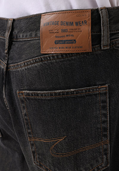 اعرض التفاصيل لـ أسود للرجال بناطيل