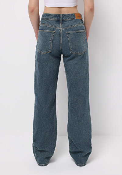 اعرض التفاصيل لـ أزرق للنساء بناطيل