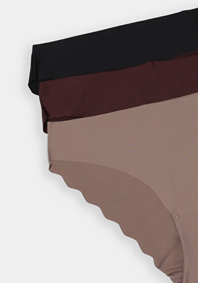 صورة من متعدد الألوان للنساء ملابس داخلية