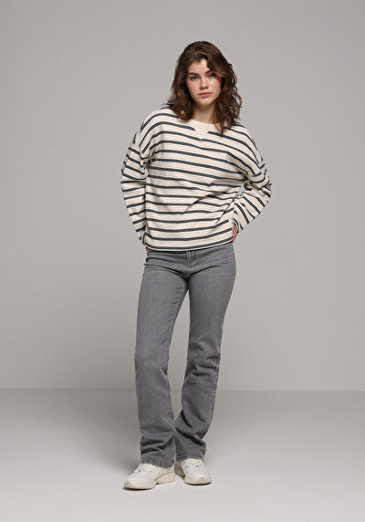 اعرض التفاصيل لـ بيج فاتح للنساء بلوز