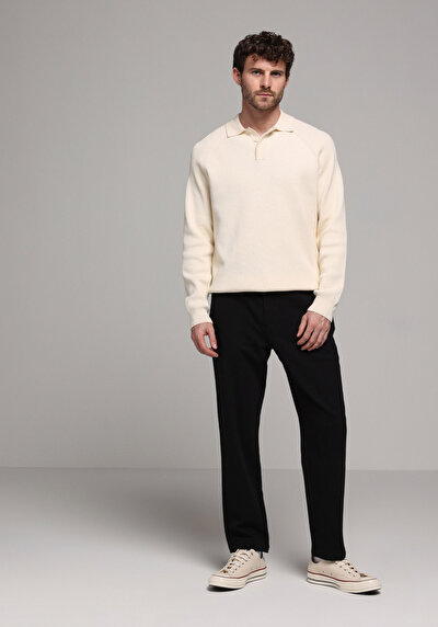 صورة من أسود للرجال بناطيل