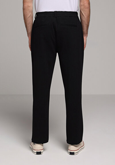 اعرض التفاصيل لـ أسود للرجال بناطيل