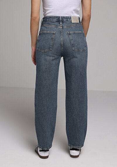 اعرض التفاصيل لـ أزرق للنساء بناطيل