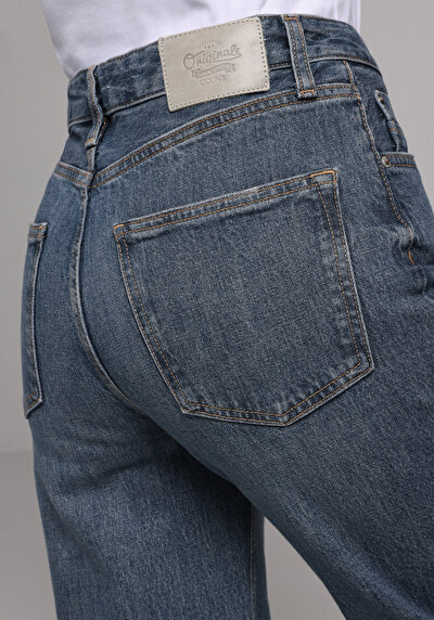 اعرض التفاصيل لـ أزرق للنساء بناطيل