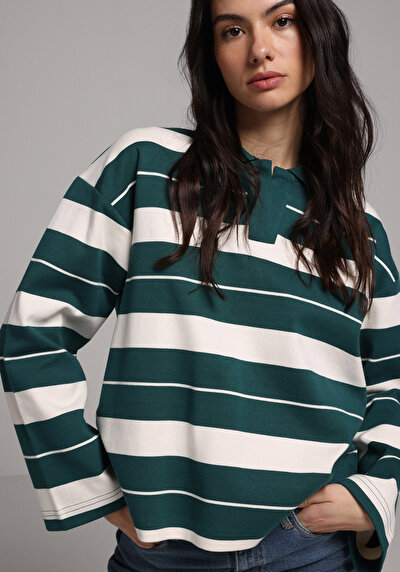 صورة من  للنساء قميص بولو  كم طويل