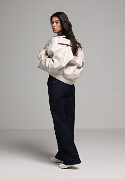 اعرض التفاصيل لـ بيج فاتح للنساء جاكيت جلد