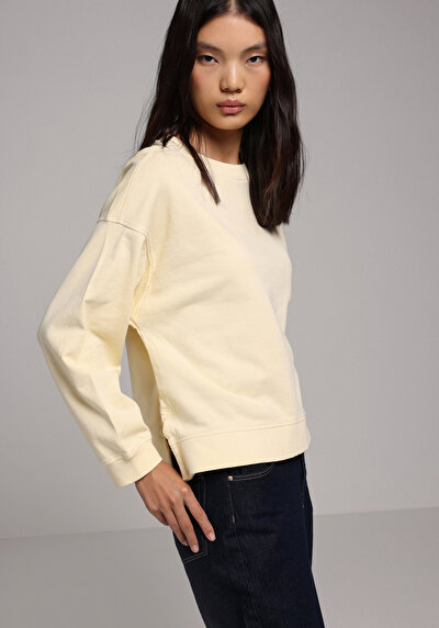 صورة من أصفر للنساء بلوز