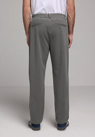 اعرض التفاصيل لـ أخضر للرجال بناطيل