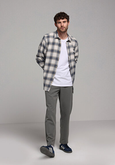 اعرض التفاصيل لـ أخضر للرجال بناطيل