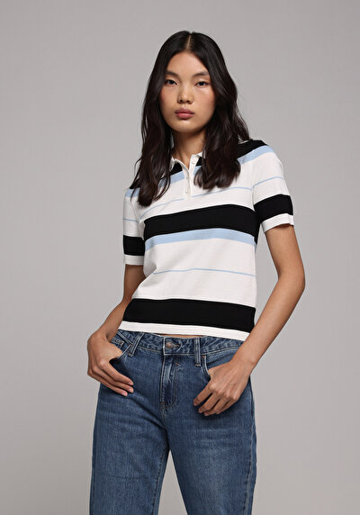 صورة من متعدد الألوان للنساء