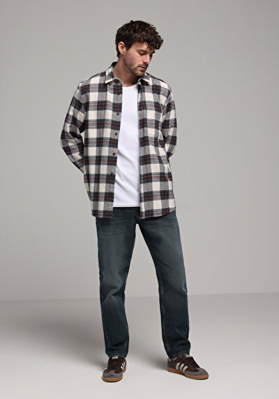 صورة من أزرق للرجال بناطيل