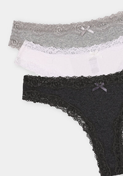 صورة من متعدد الألوان للنساء ملابس داخلية