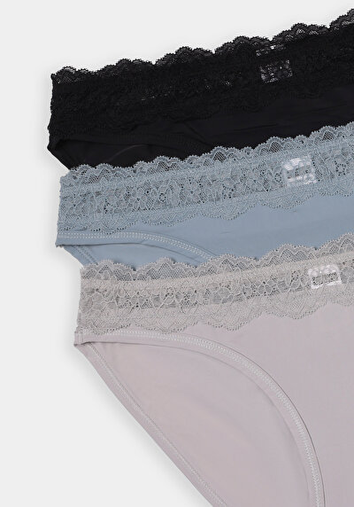 صورة من متعدد الألوان للنساء ملابس داخلية