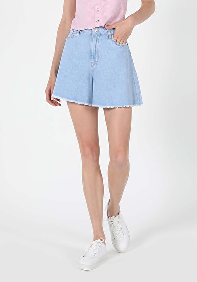 اعرض التفاصيل لـ أزرق فاتح للنساء شورت