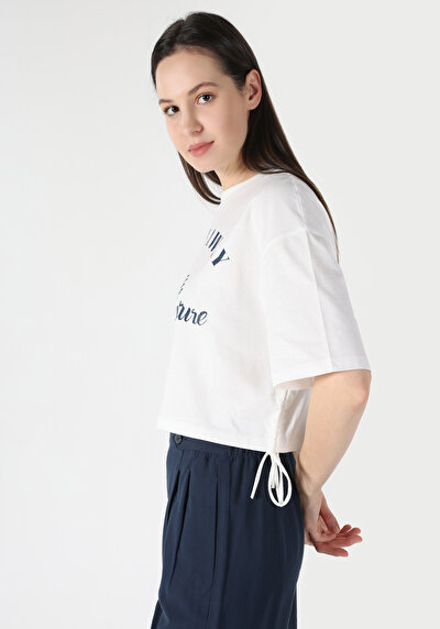 اعرض التفاصيل لـ   رقبة مستديرة مطبوعة نسائية أبيض قصيرة أكمام تي شيرت